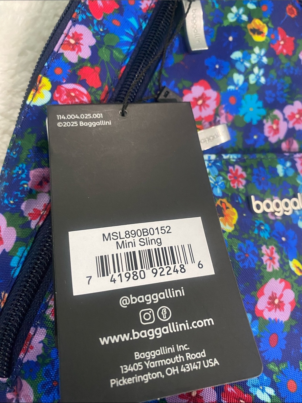 🆕💙Baggallini Mini Sling, Floral Market - Picture 9 of 9